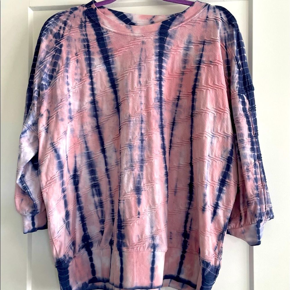 Terra & Sky Women’s Top